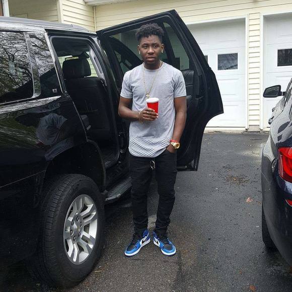 Meet your Posher, Lucien - Picture 1 of 1